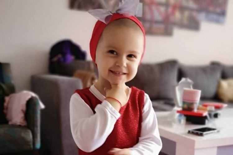 Pomozimo Ivani, hrabroj trogodišnjoj djevojčici iz Istočnog Sarajeva