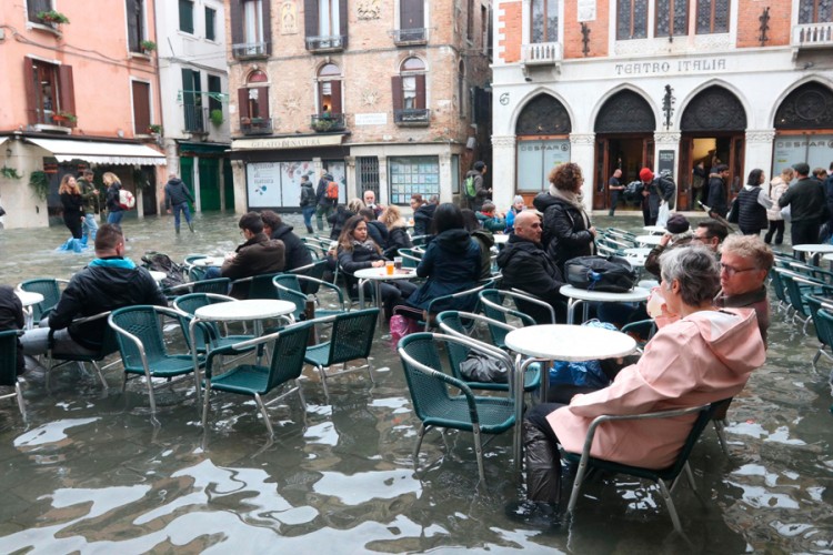 Venecija ponovo pod vodom