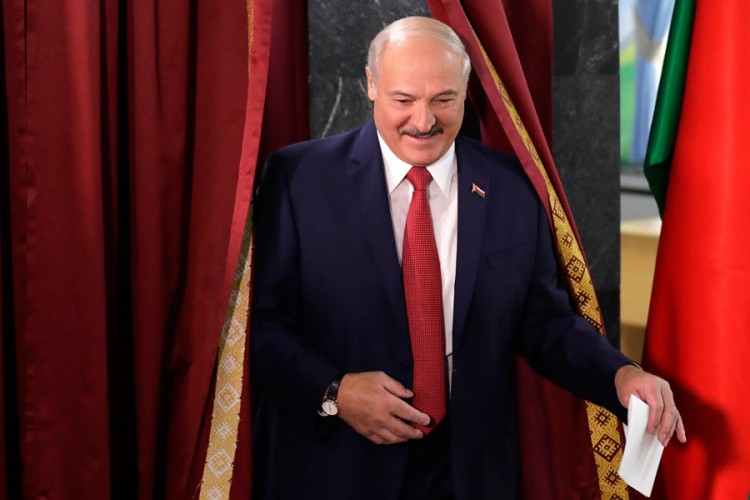 Ubjedljiva pobjeda Lukašenkovih lojalista u Bjelorusiji