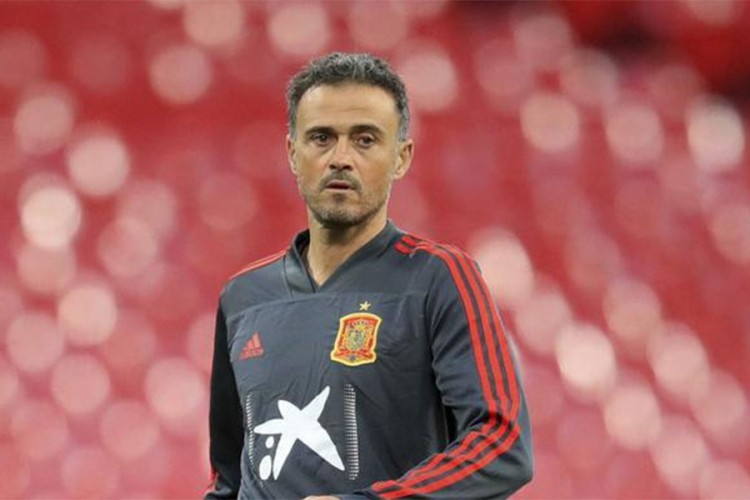 Luis Enrike se vratio na klupu Španije, Moreno otišao u suzama