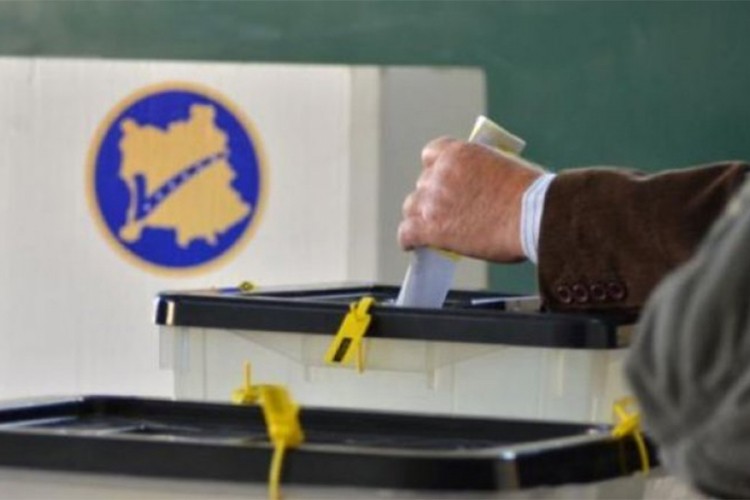Tuča posmatrača u Centru za brojanje izbornih glasova na Kosovu