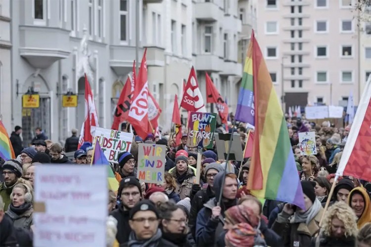 Protest desničara i kontramiting u Hanoveru