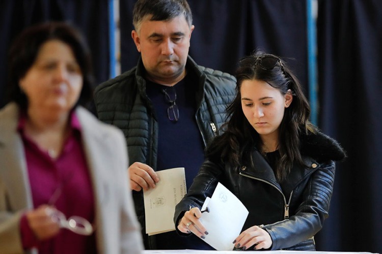 Drugi krug predsedničkih izbora u Rumuniji