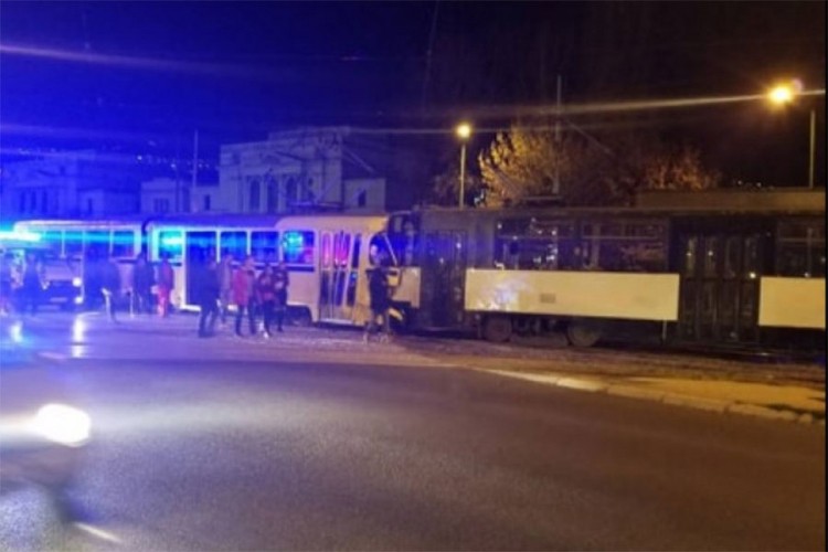 Sudar dva tramvaja u Sarajevu, troje povrijeđenih