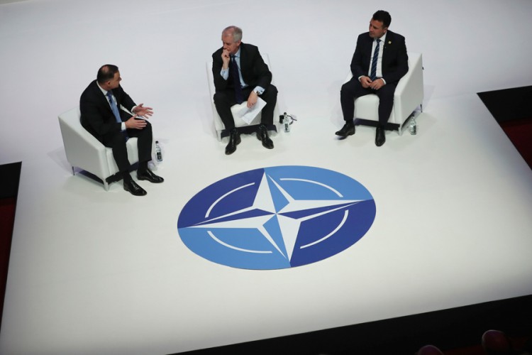 Zaev: Ostvarujemo san, postajemo 30. članica NATO-a