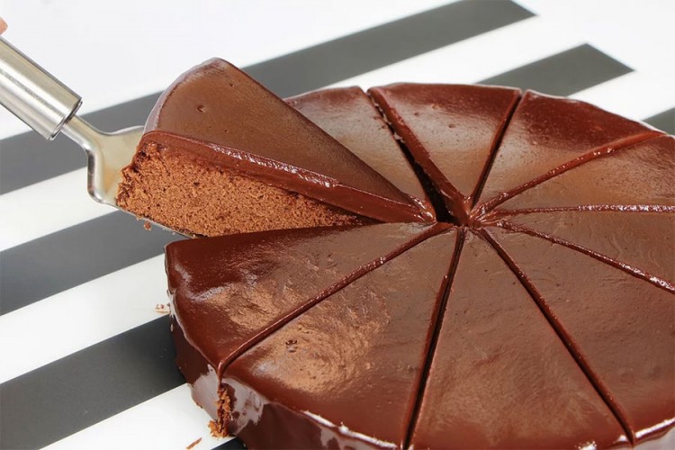 Čokoladna torta od samo tri sastojka