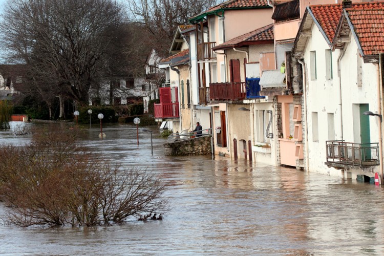 Poplave u Francuskoj, dvoje poginulo