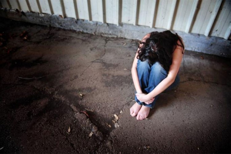Dva puta silovao djevojčicu u napuštenoj kući, ostala trudna