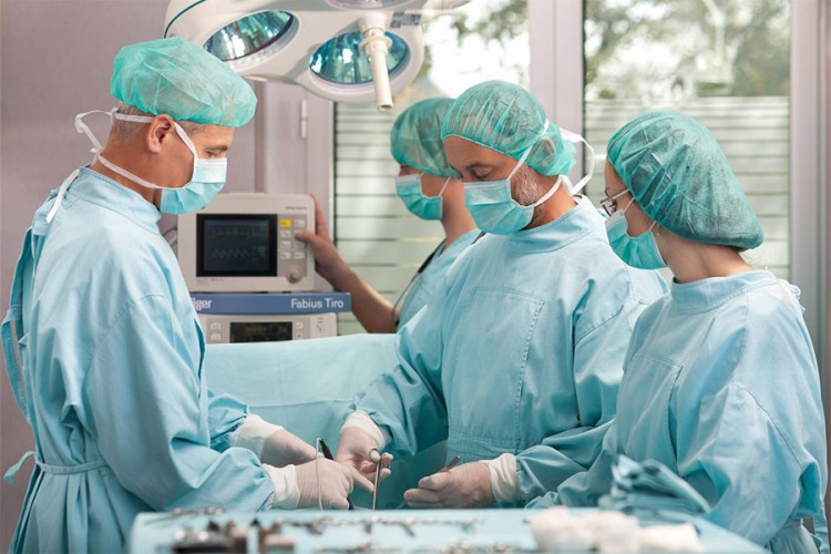 Prva transplantacija ljudske glave do 2030. godine