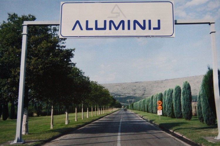 Dijele se otkazi preostalim radnicima Aluminija