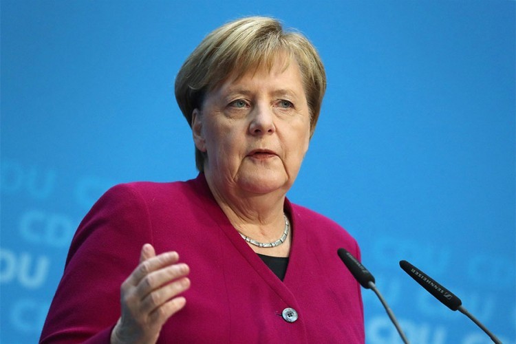 Novogodišnja poruka Merkelove: Svom snagom protiv klimatskih promjena