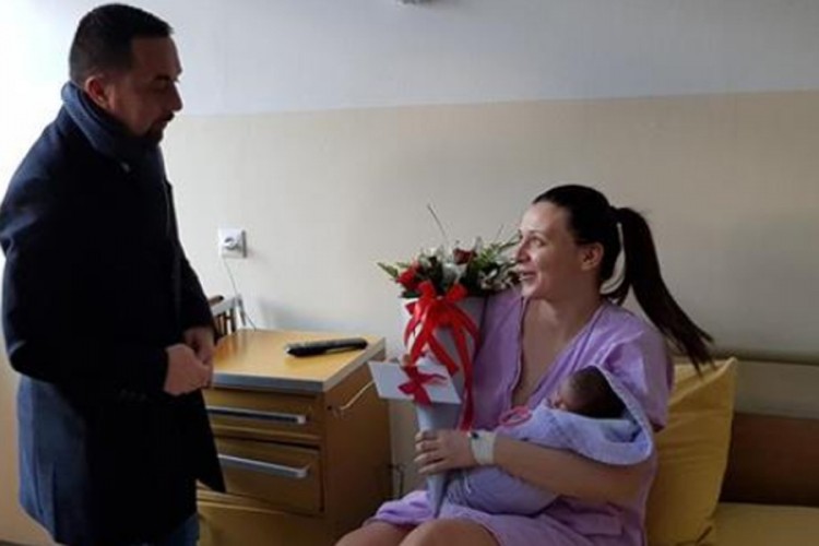 Jerinić darovao prvorođenu bebu u ovoj godini u Doboju
