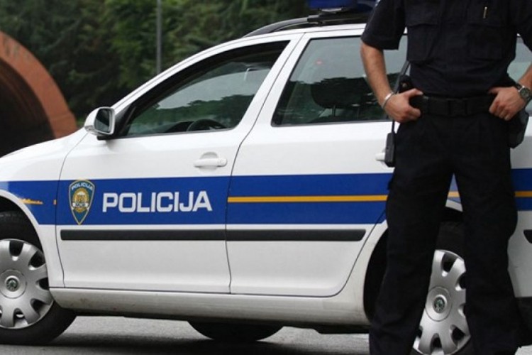 Dvije osobe ubijene, jedna ranjena u Splitu