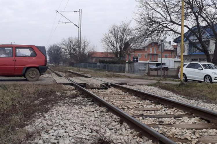 Poboljšanje bezbjednosti na prugama: Zatvaraju 73 prelaza u Srpskoj