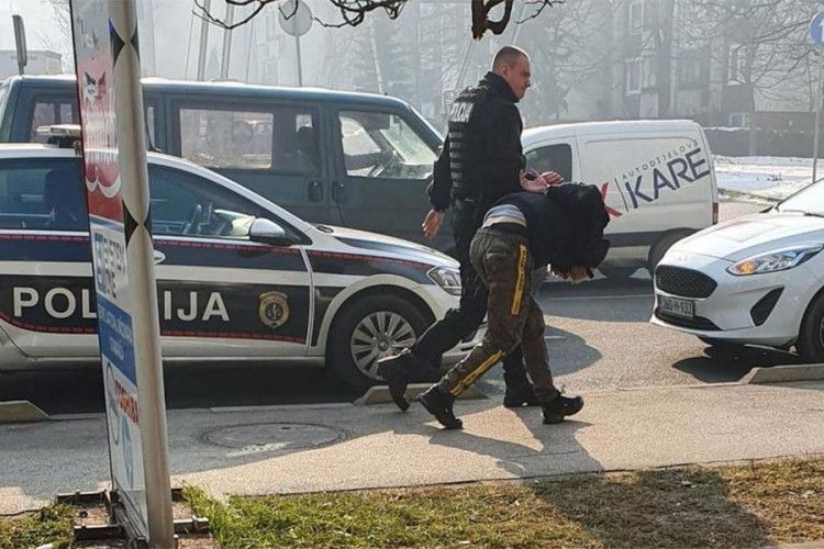 U Sarajevu uhapšen muškarac koji je pokušao opljačkati banku