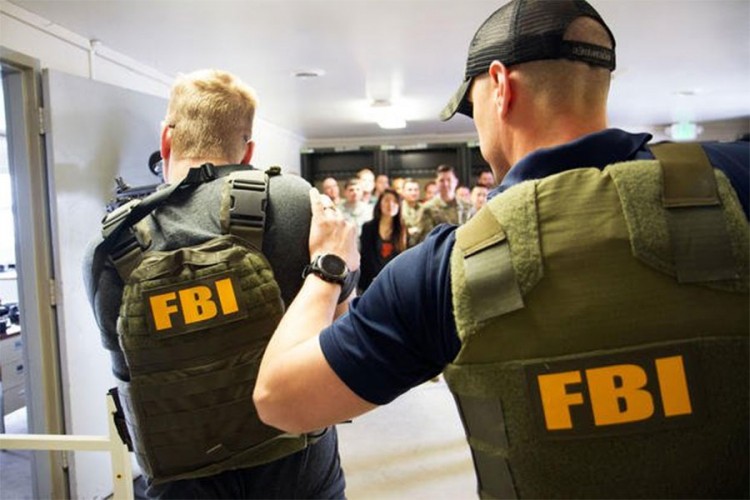 FBI uhapsio grupu neonacista, planirali međurasni sukob