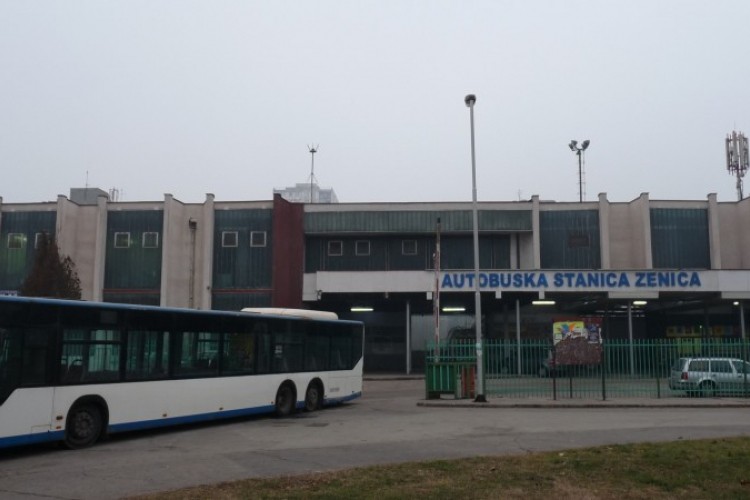 Radnici nastavili blokadu Autobuske stanice Zenica