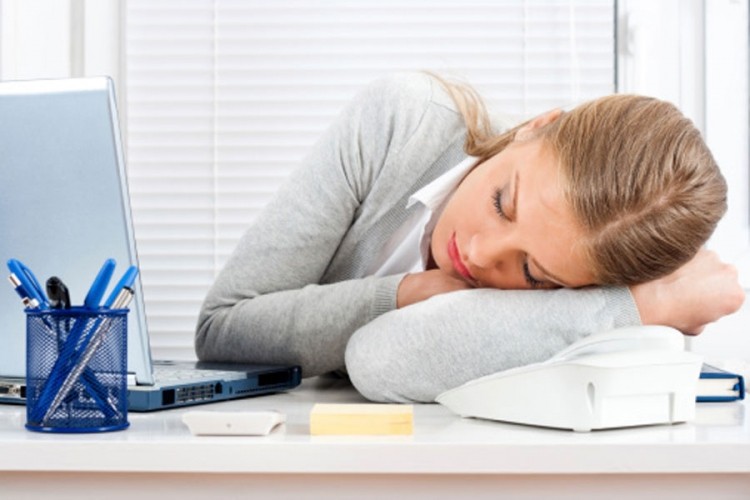 Japanci odlučili: Spavanje na poslu obavezno