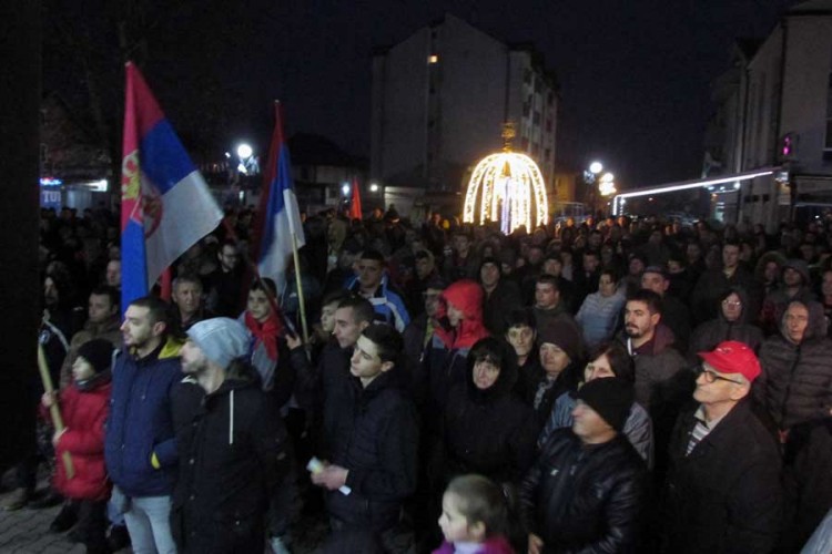 Više od 2.000 Bratunčana podržalo braću u Crnoj Gori