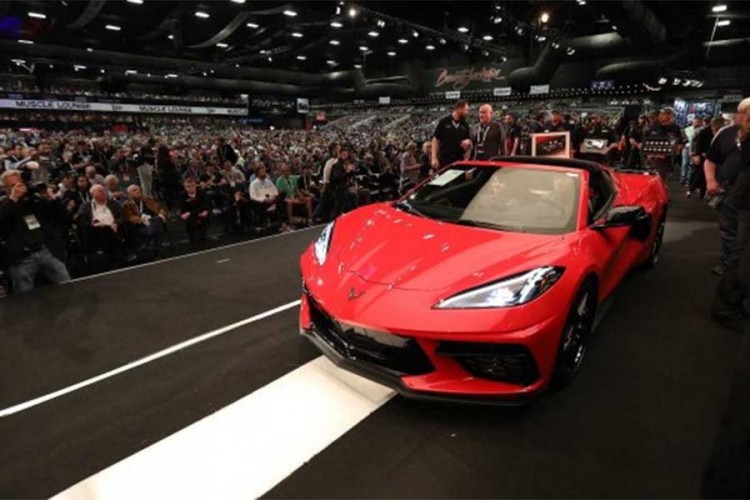 Prvi Corvette C8 prodat za vrtoglavih tri miliona dolara