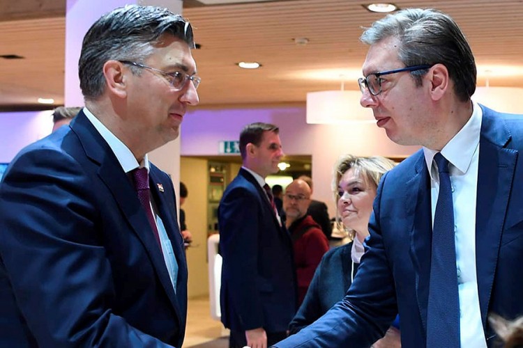 Vučić sa Plenkovićem: Otvoren i prijatan razgovor
