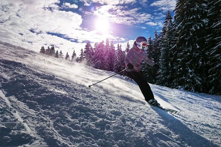 Skijašica teško povrijeđena u sudaru sa turistom iz BiH