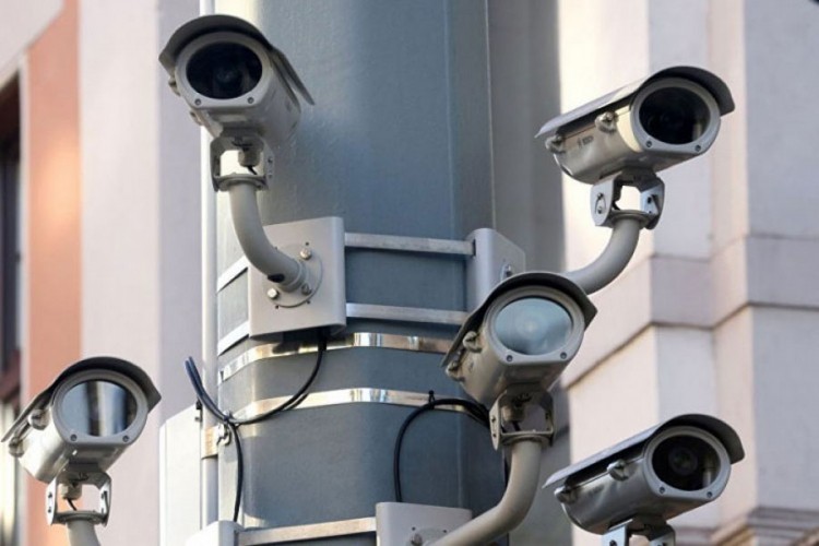 Kamera lovi neregistrovana vozila na ulicama Doboja