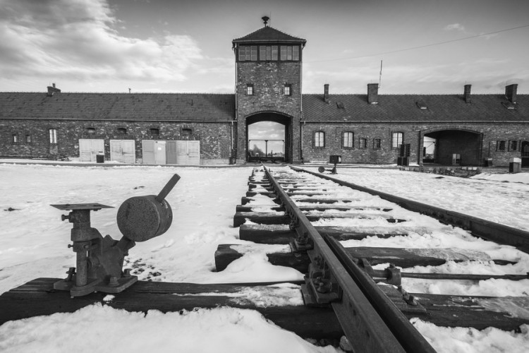 Na današnji dan 1945. godine oslobođen najveći nacistički logor