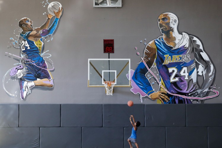 Navijači traže Brajantovu sliku na grbu NBA, skupljaju potpise