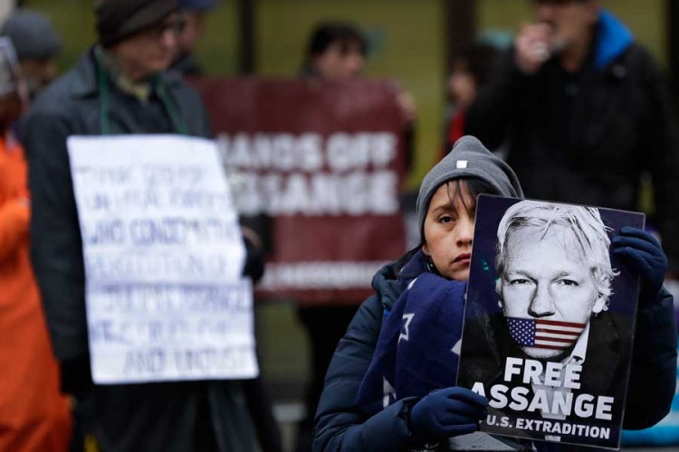 Savjet Evrope traži od Velike Britanije da odmah oslobodi Asanža
