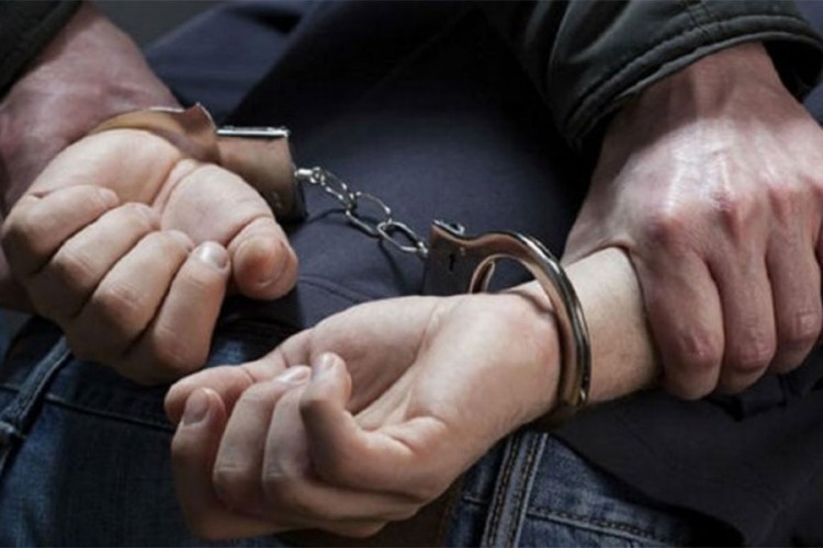 Muškarac uhapšen zbog sumnje da je ukrao pežoa