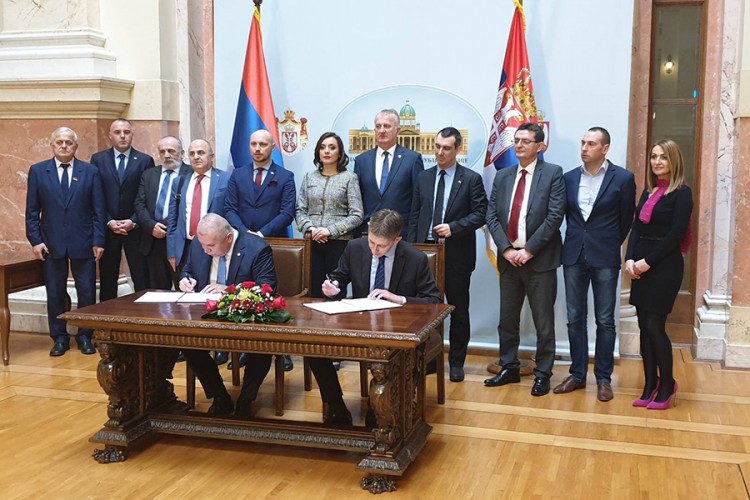 Potpisan sporazum o saradnji poslanika SNS-a i Ujedinjene Srpske