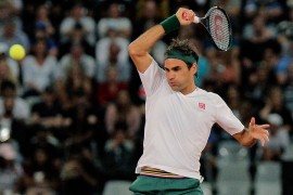 Federer operisao koljeno