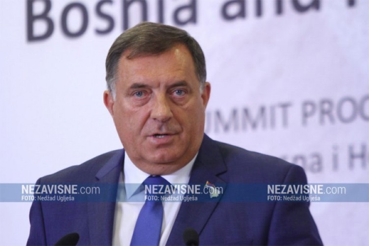 Dodik: Šarović ni sam ne zna ko pregovara sa SNSD-om
