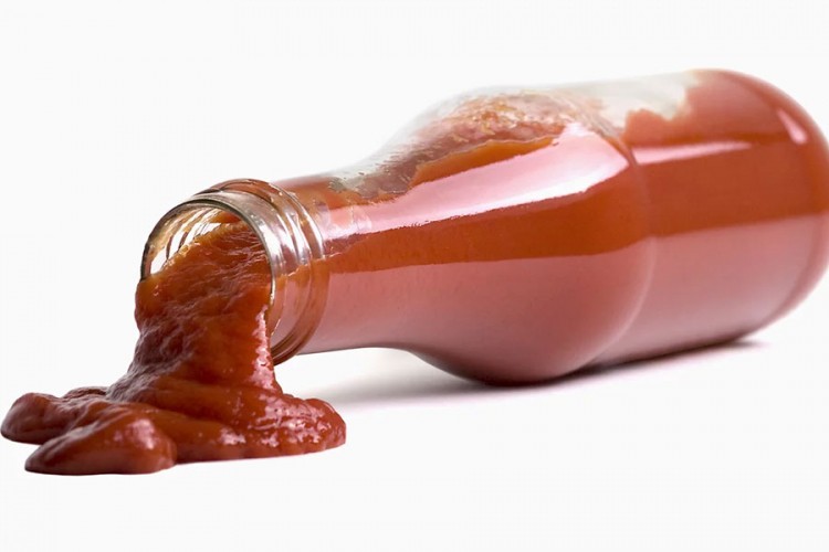 Da li kečap treba držati u frižideru ili van njega?