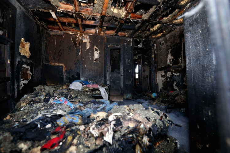 U požaru poginuli majka i šestoro djece