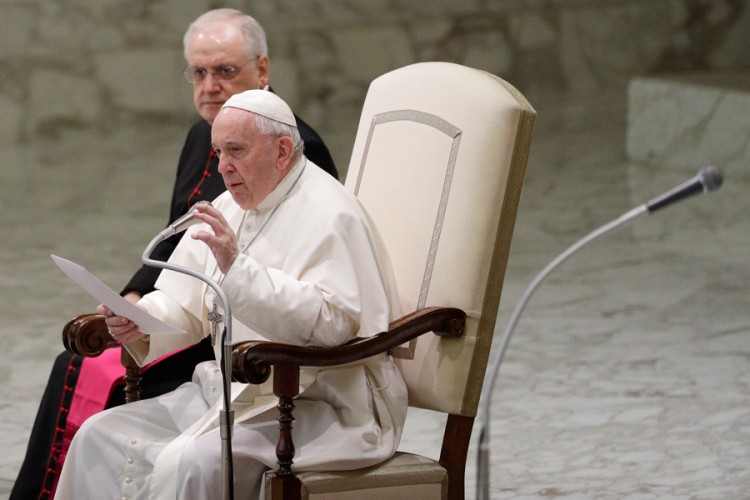 Papa Franjo odbio zaređivanje oženjenih sveštenika