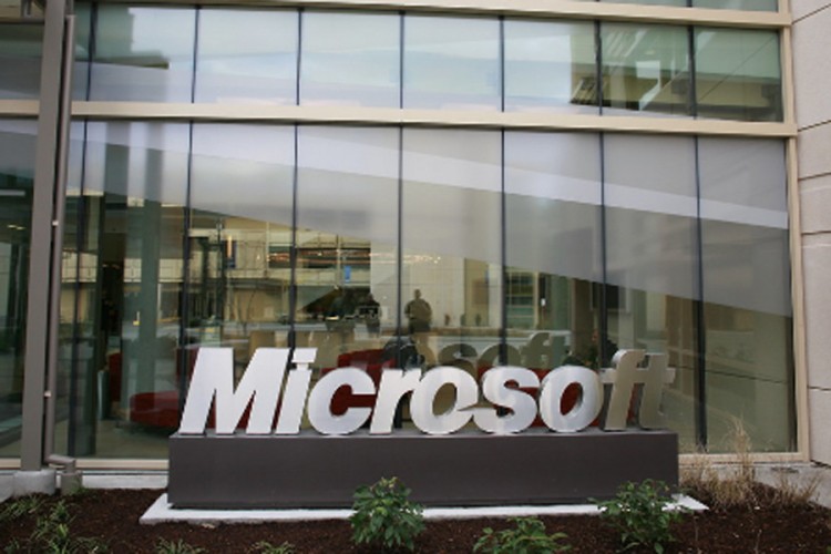 Microsoft za pet minuta izgubio 17 milijardi dolara