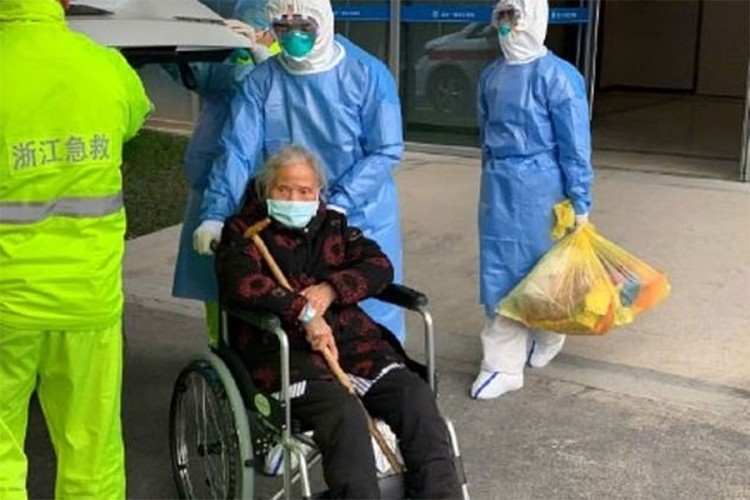 Baka stara 96 godina pobijedila virus korona za tri dana