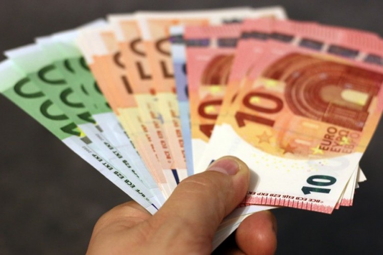 Rast prosječne plate u Sloveniji