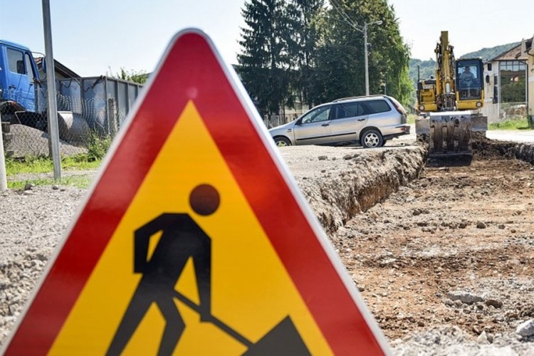 Za sanaciju puteva u Banjaluka 2,25 miliona KM
