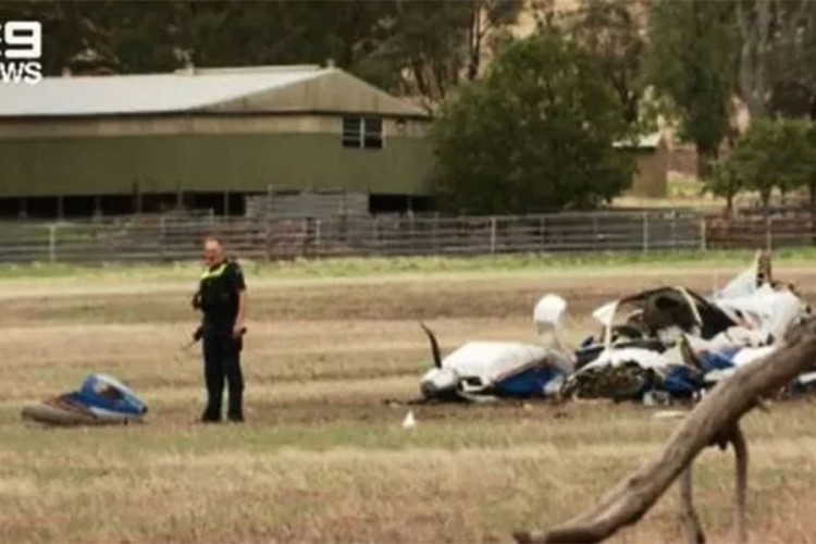 Sudar dva mala aviona u Australiji, četiri osobe poginule