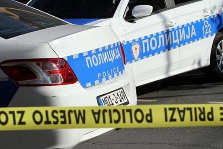 Audi sletio kod Mrkonjić Grada, povrijeđene žena i tinejdžerka