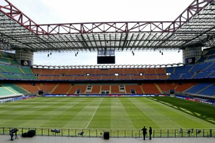 Valensija uputila protest UEFA zbog terena na San Siru
