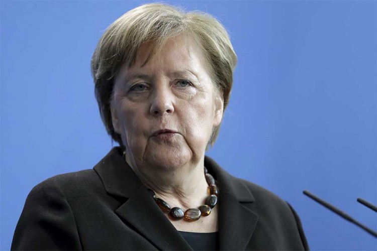 Merkel: Rekla sam da se neću miješati u izbor nasljednika