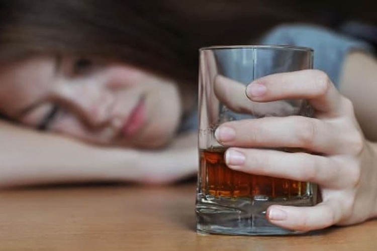 Ugostiteljska škola: Alkoholizam problem, odnosi živote