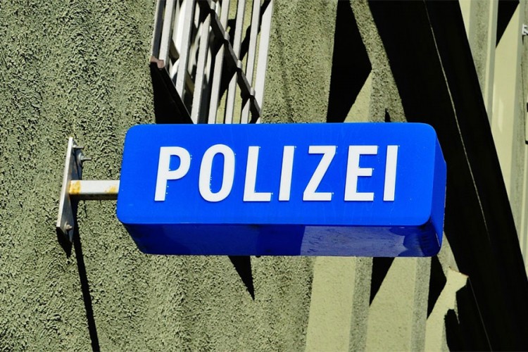 Hrvat u Njemačkoj ubio ženu pred djecom