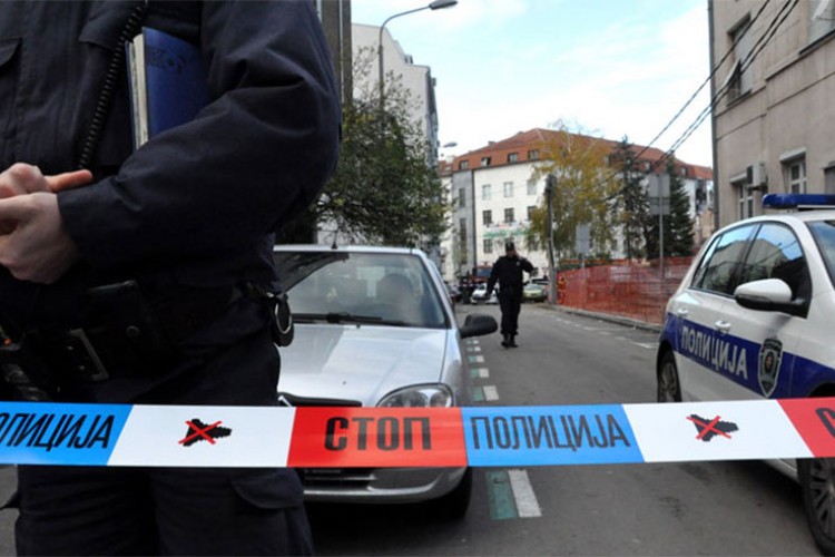 Bačena bomba u dvorište kuće i staračkog doma u Beogradu