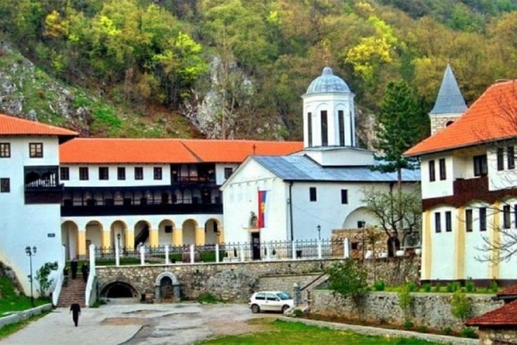 Mitropolija crnogorsko-primorska: Višemilionski dug izmišljen zbog hajke protiv Crkve