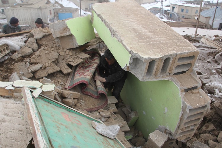 Zemljotres potresao Iran i Tursku: Raste broj mrtvih